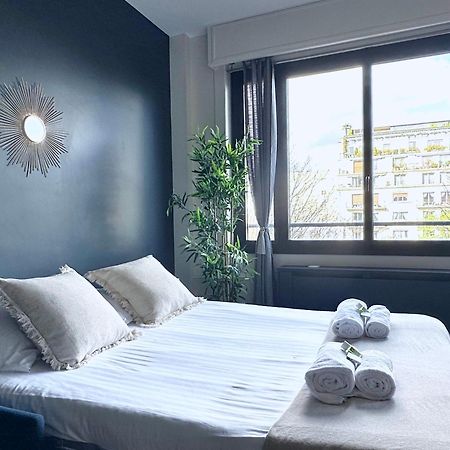 Stylish Apartment With A Balcony In Paříž Exteriér fotografie