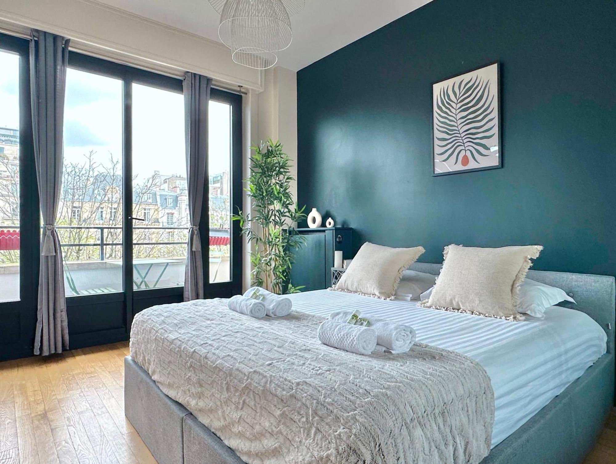 Stylish Apartment With A Balcony In Paříž Exteriér fotografie